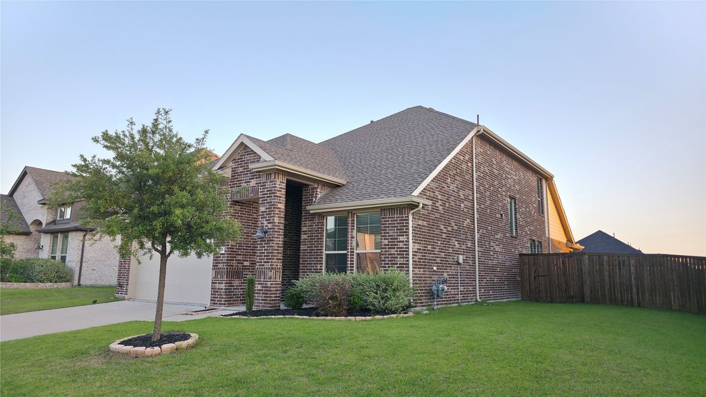 421 Tuscany Drive, Forney, TX 75126
