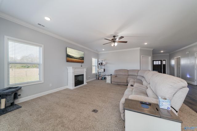 382 Herman Bailey Road, Somerville, AL 35670