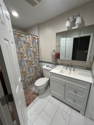 869 De Mott Avenue, Baldwin, NY 11510