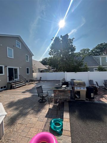 869 De Mott Avenue, Baldwin, NY 11510