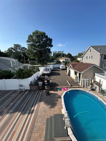 869 De Mott Avenue, Baldwin, NY 11510