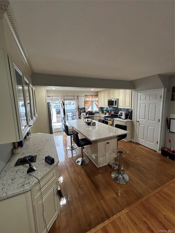 869 De Mott Avenue, Baldwin, NY 11510