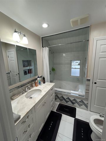 869 De Mott Avenue, Baldwin, NY 11510