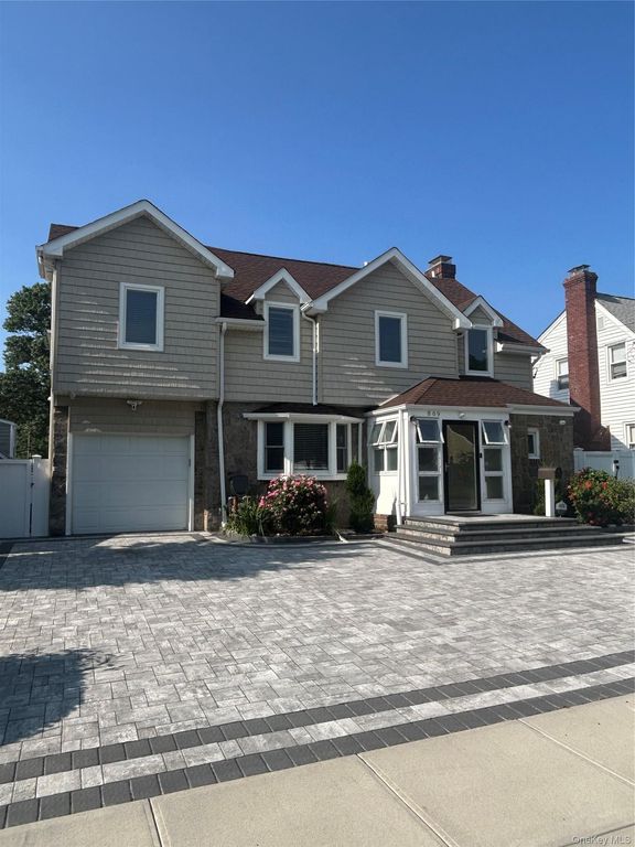 869 De Mott Avenue, Baldwin, NY 11510