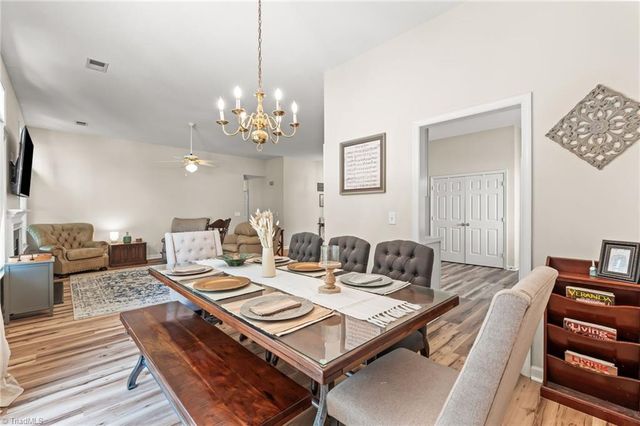 475 Silver Creek Trail, Kernersville, NC 27284