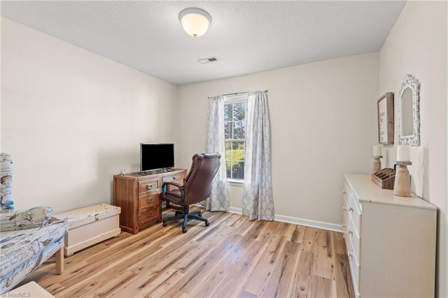 475 Silver Creek Trail, Kernersville, NC 27284