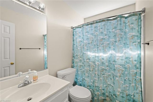 475 Silver Creek Trail, Kernersville, NC 27284