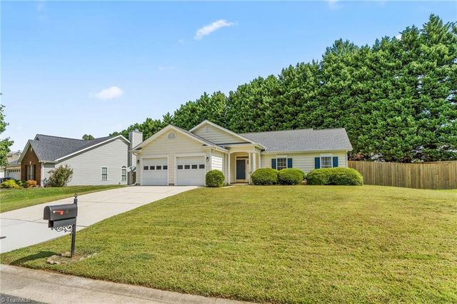 475 Silver Creek Trail, Kernersville, NC 27284