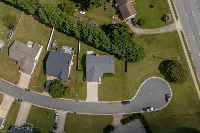 475 Silver Creek Trail, Kernersville, NC 27284