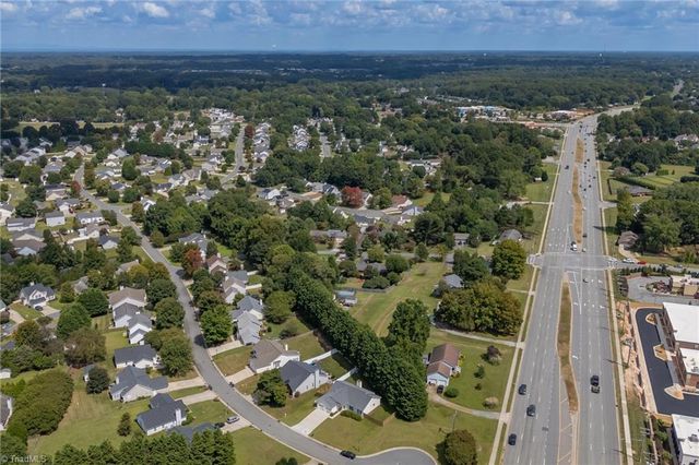 475 Silver Creek Trail, Kernersville, NC 27284
