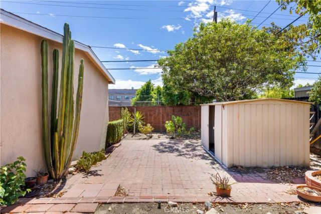8341 Minuet Place, Panorama City, CA 91402