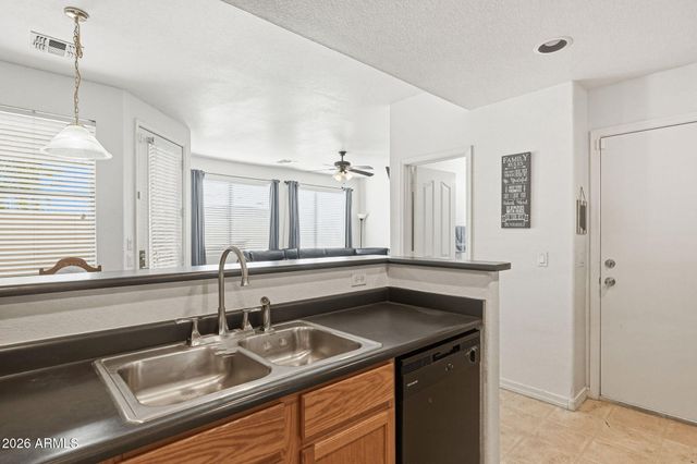 1886 E Don Carlos Avenue 170, Tempe, AZ 85281