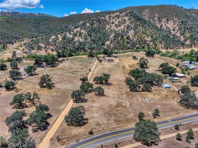 1603 New Long Valley, Clearlake Oaks, CA 95423