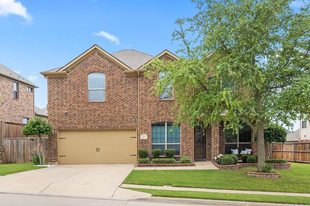 617 Wellington Drive, Roanoke, TX 76262
