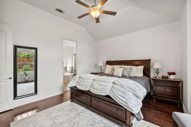 617 Wellington Drive, Roanoke, TX 76262