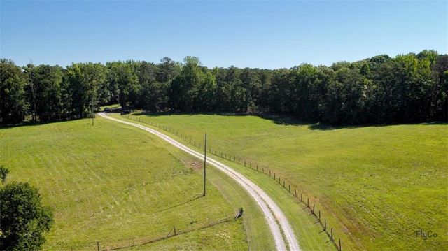 211 Little New York Road, Carrollton, GA 30116