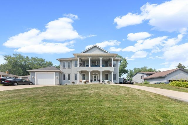 1261 Bibeau Road, White Bear Lake, MN 55110