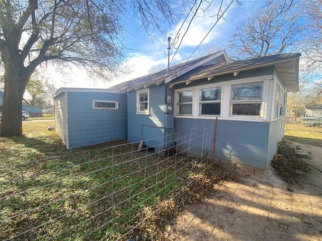 2016 E Walnut Avenue, Enid, OK 73701