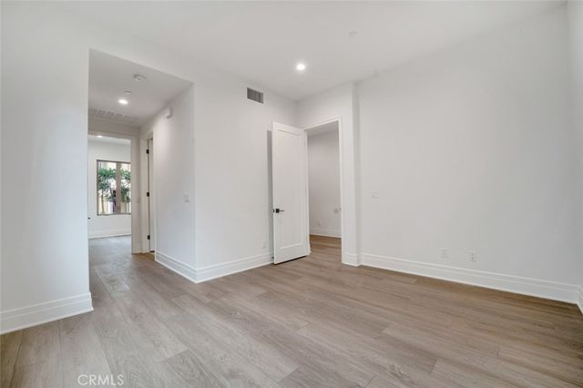 234 Coal Mine, Irvine, CA 92602