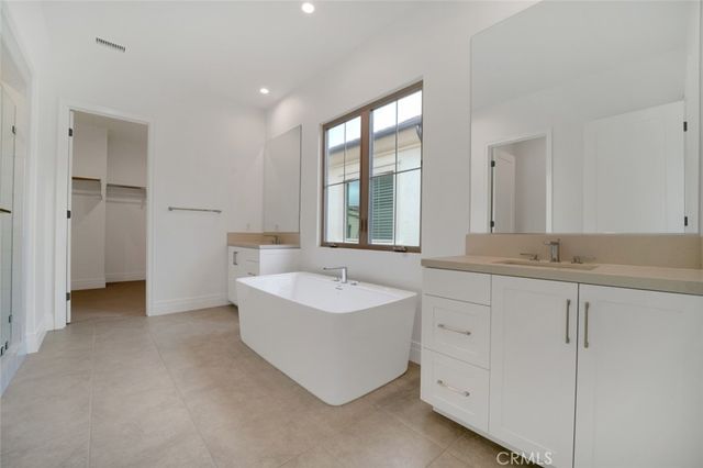234 Coal Mine, Irvine, CA 92602