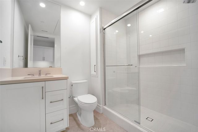 234 Coal Mine, Irvine, CA 92602