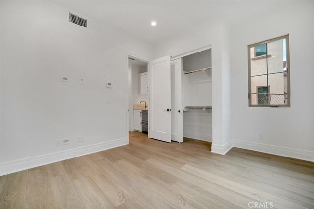 234 Coal Mine, Irvine, CA 92602