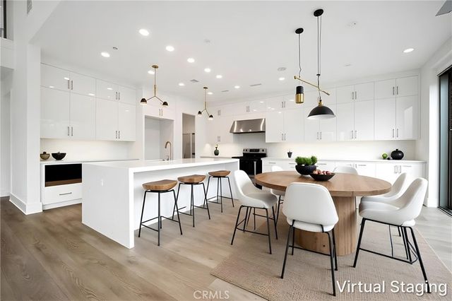 234 Coal Mine, Irvine, CA 92602