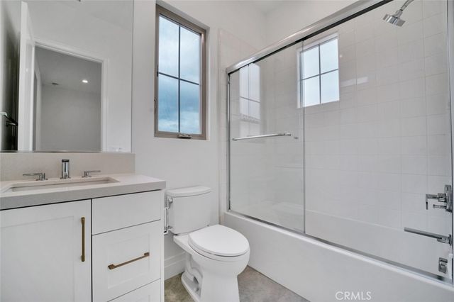 234 Coal Mine, Irvine, CA 92602