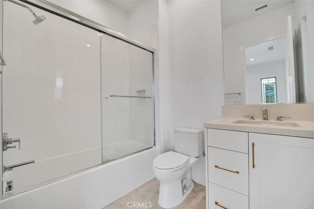 234 Coal Mine, Irvine, CA 92602