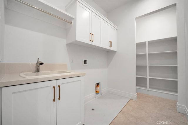 234 Coal Mine, Irvine, CA 92602