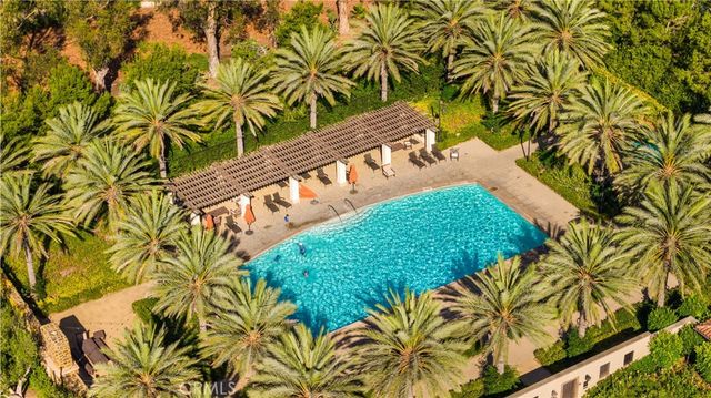 234 Coal Mine, Irvine, CA 92602