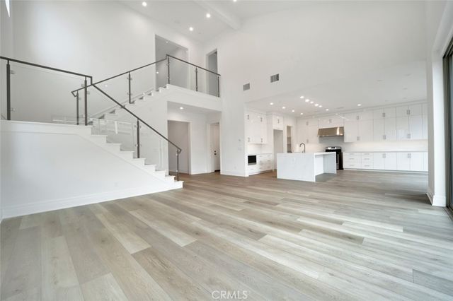 234 Coal Mine, Irvine, CA 92602