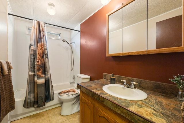 18010 Ponderosa Lane, Klamath Falls, OR 97601