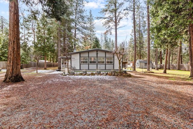 18010 Ponderosa Lane, Klamath Falls, OR 97601