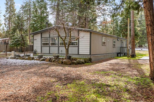 18010 Ponderosa Lane, Klamath Falls, OR 97601