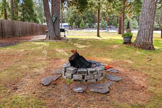 18010 Ponderosa Lane, Klamath Falls, OR 97601