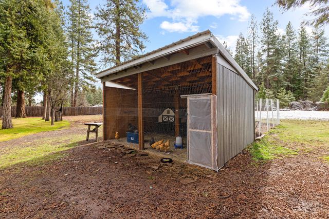 18010 Ponderosa Lane, Klamath Falls, OR 97601