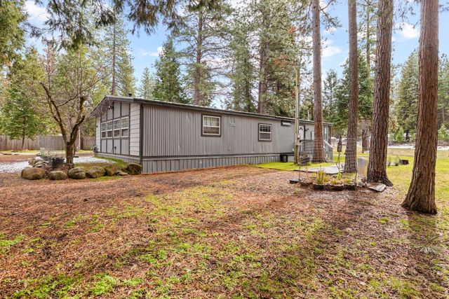 18010 Ponderosa Lane, Klamath Falls, OR 97601