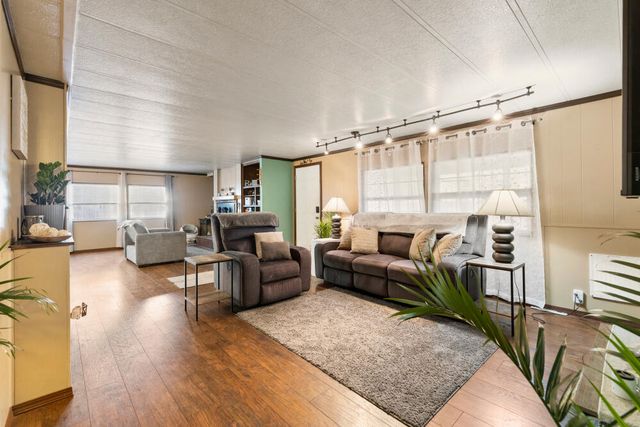 18010 Ponderosa Lane, Klamath Falls, OR 97601