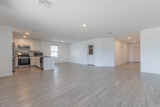 4310 FLUVIAL CIR, San Antonio, TX 78223