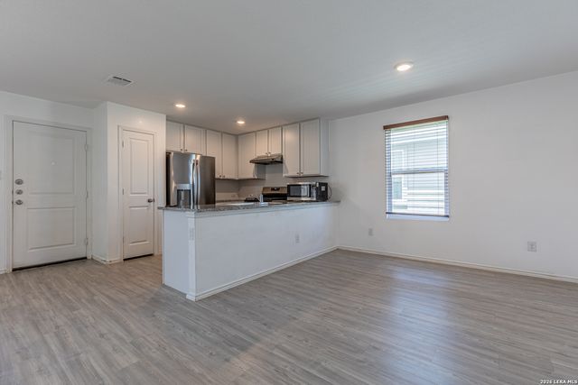 4310 FLUVIAL CIR, San Antonio, TX 78223