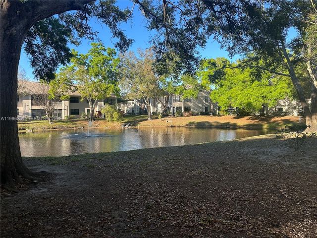 2130 ELM ST 401, Clearwater, FL 34698