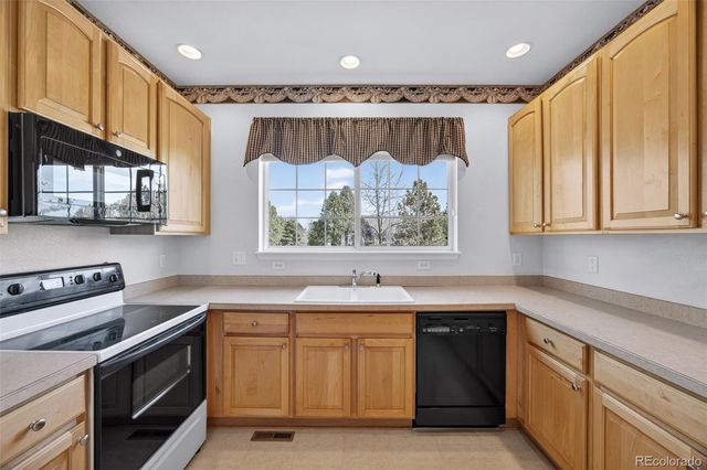 7329 Norfolk Place, Castle Pines, CO 80108