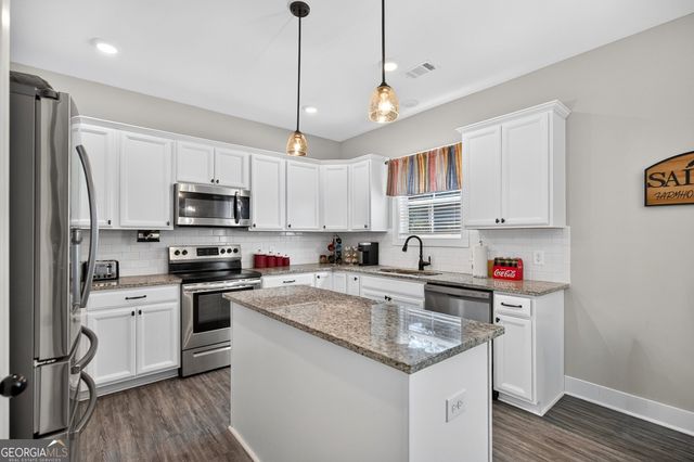 106 Palmetto Court, Jackson, GA 30233