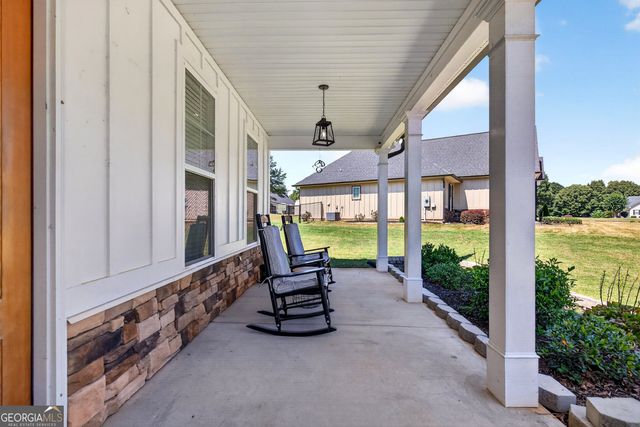 106 Palmetto Court, Jackson, GA 30233