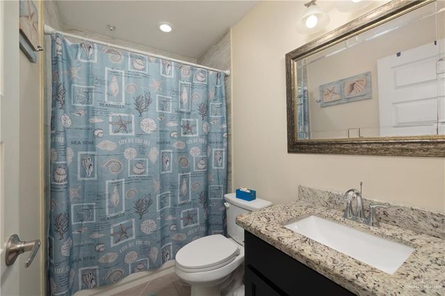 1407 W Combes Avenue, Alton, TX 78573
