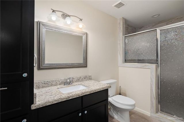 1407 W Combes Avenue, Alton, TX 78573