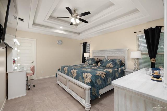 1407 W Combes Avenue, Alton, TX 78573