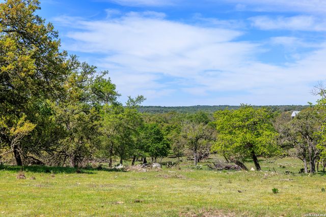 215 Dally, Fredericksburg, TX 78624