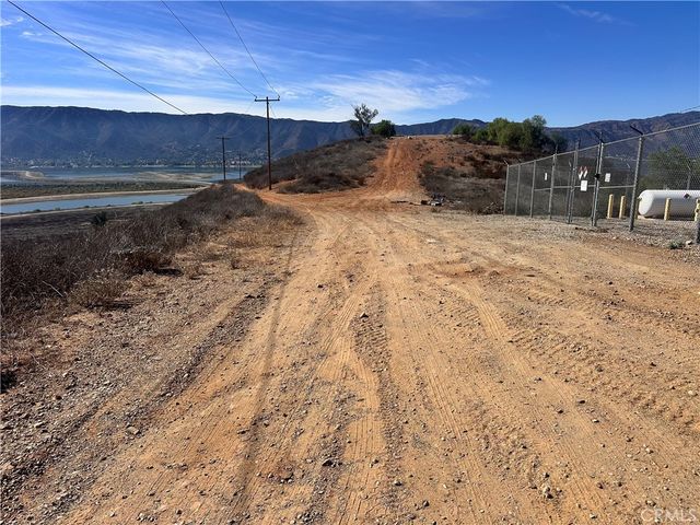 0 Summit Dr., Lake Elsinore, CA 92530
